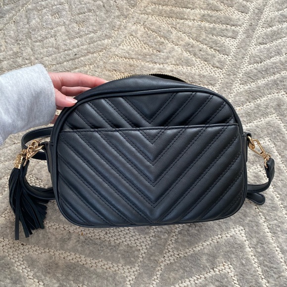 Black crossbody with tassel. Barely used, like new! - Picture 3 of 5